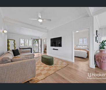 RENOVATED TO PERFECTION! STYLE, CLASS & SOPHISTICATION - Photo 2