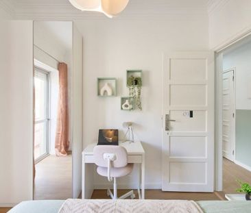 Rua Mouzinho de Albuquerque, Amadora, Lisbon 2720 - Photo 1