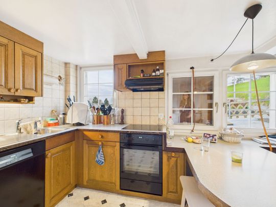 Grosszügiges 7.5-Zimmer Duplexhaus mit Garten in Niederteufen - Photo 1