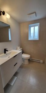 Logement 3.5 chauffé éclairé - Photo 3