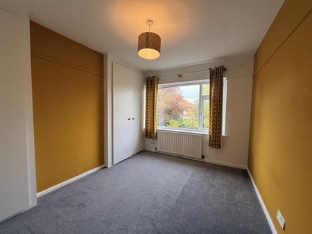 3 bedroom semi-detached house to rent - Photo 5