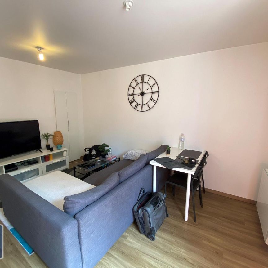 Location Appartement 3 pièces 47m² AUNEAU BLEURY ST SYMPHORIEN 28700 - Photo 1