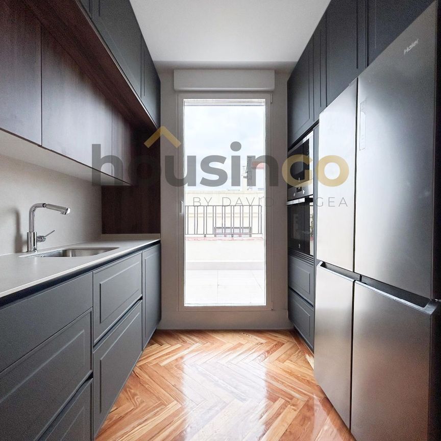 Penthouse for rent in Madrid (Distrito Salamanca) - Photo 1