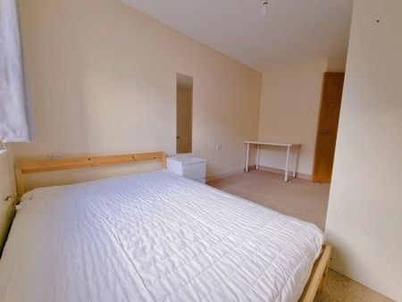2 Bed Flat, Minster Court, LE1 - Photo 3
