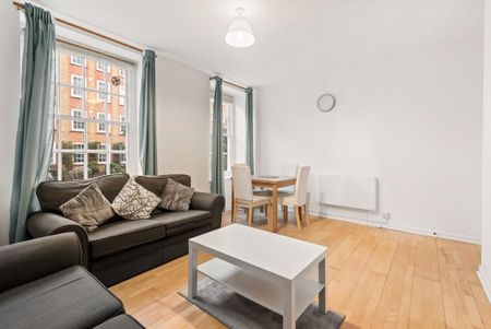 3 bedroom flat to rent - Photo 2