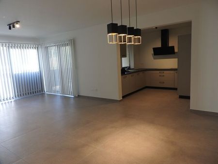Appartement te huur - Foto 4