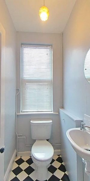 Groovy Towers, Leicester Road, Loughborough, LE11 - Photo 1