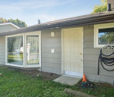 For Lease - 351 Winnifred Drive Unit# (East), Georgina, Ontario - Photo 2