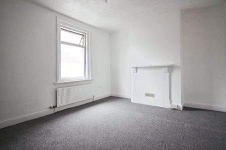 Maxwell Street, Swindon, Swindon, SN1 - Photo 5