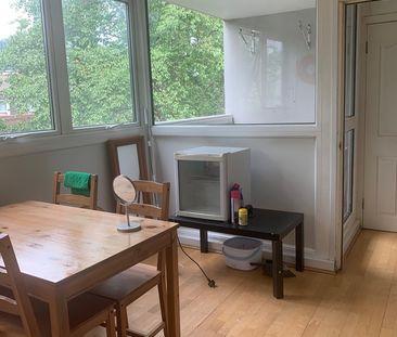 4 Bed Flat, Holcroft Court, W1W - Photo 1