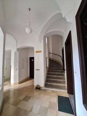 Balkonwohnung in Grün-Ruhelage nahe Berggasse - Foto 1