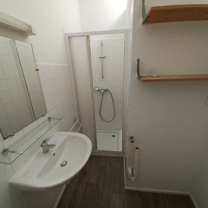 Location Appartement 1 pièce 16m² CAHORS 46000 - Photo 2