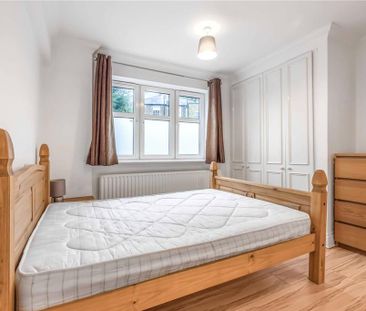 3 bedroom apartment to rent - Photo 2