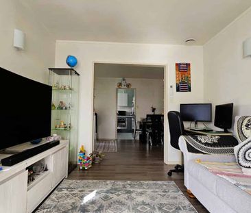 Two Bedroom House - Hutt Central - Photo 1