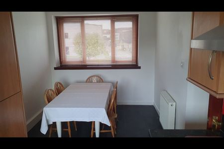 2 Bed Flat, Abbotswell Road, AB12 - Photo 3