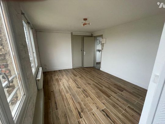 Appartement entièrement rénové disponible à la location. Avec ses 49.83 m2, il vous offre un... - Photo 1