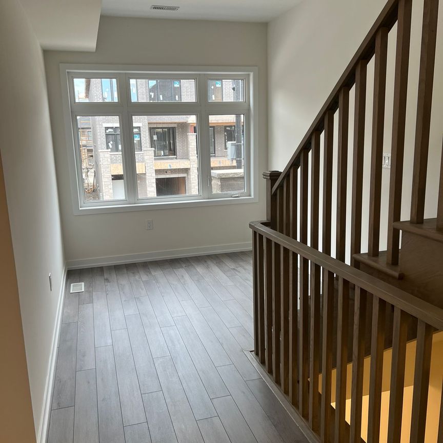 For Lease - 1551 Hilson Heights, Milton, Ontario - Photo 1