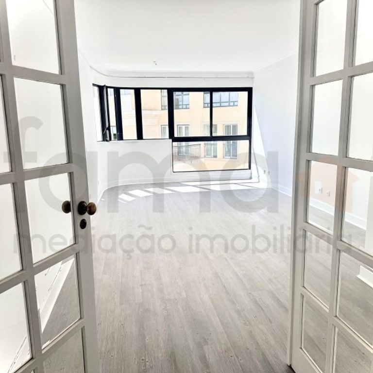 2 room luxury Flat for rent in Cascais e Estoril, Portugal - Photo 1