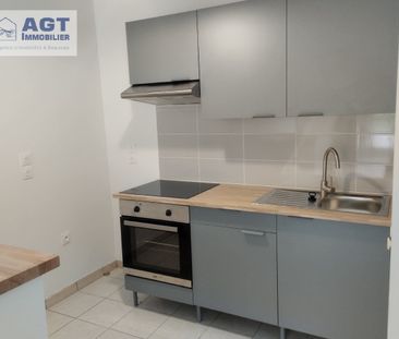 Location Appartement 2 pièces 48m² BEAUVAIS 60000 - Photo 4