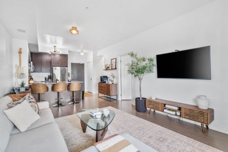 For Lease - 3170 Erin Mills Parkway Unit# 311, Mississauga, Ontario - Photo 2