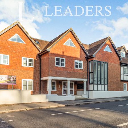 2 bedroom apartment to rent West Street, Reigate, RH2 - Photo 3