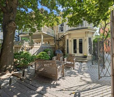 30 Bernard Avenue, ON, Toronto - Photo 5