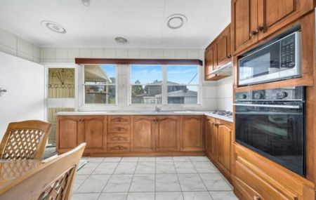 3 Bedroom Home in a Great Location - Photo 4