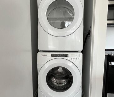 For Lease - 16 Lytham Grn Circle Unit# 17, Newmarket, Ontario - Photo 1