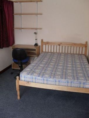 5 Bed - Pen Park Road, Southmead, Bristol, Bs10 5sb - Photo 1