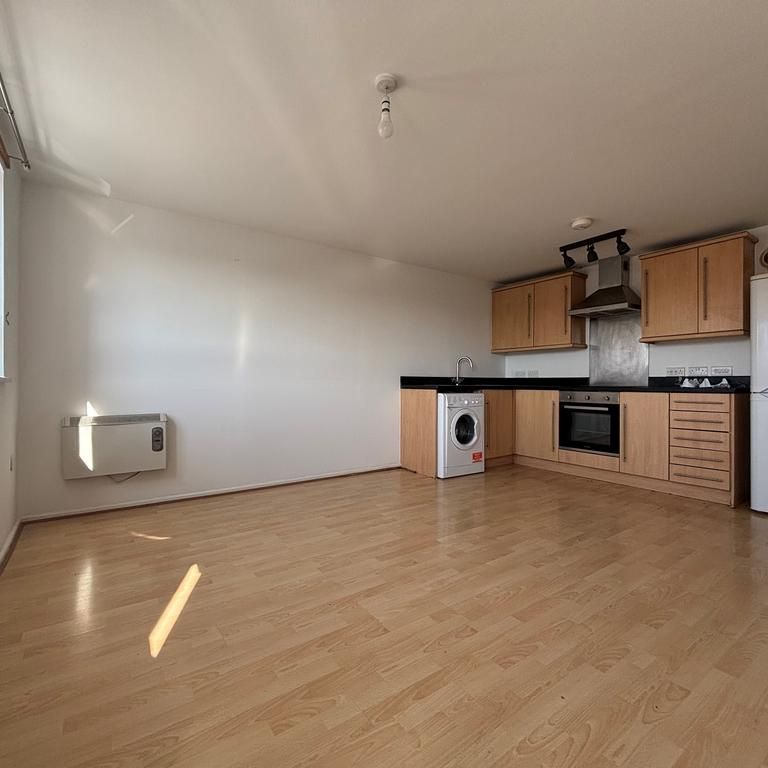 2 bedroom apartment to rent - Photo 1