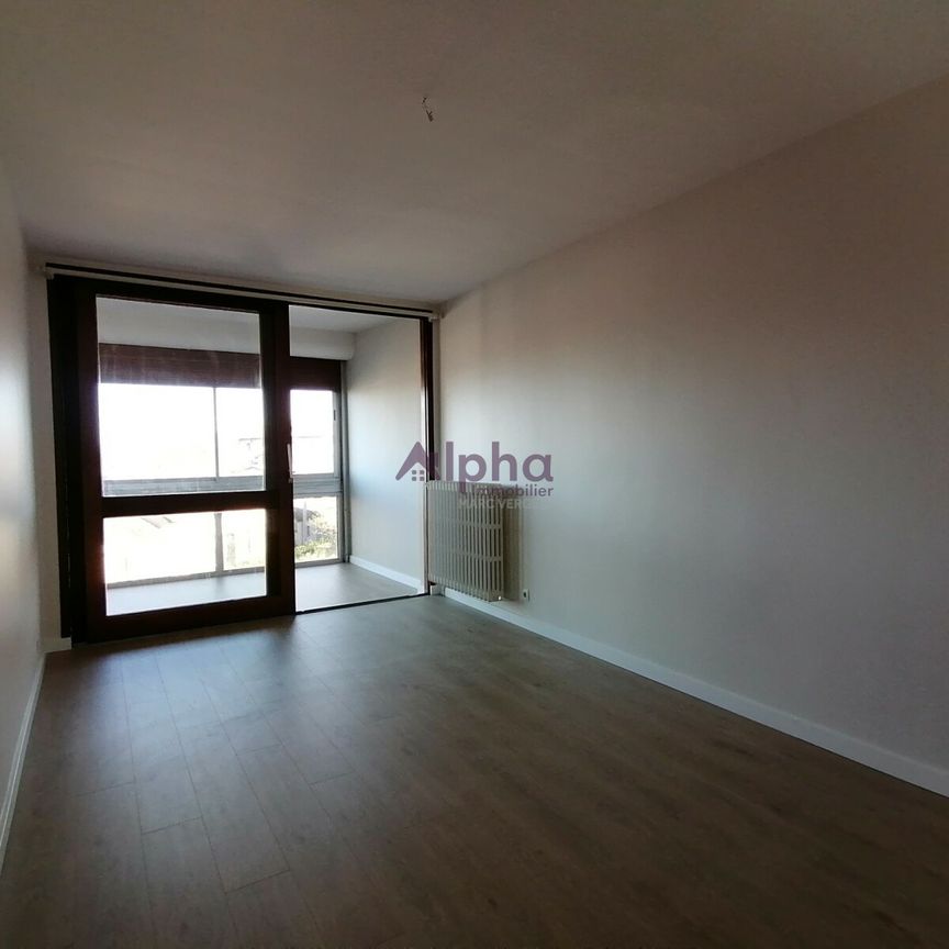 Appartement T2 rénové ASCENSEUR PARKING - Photo 1