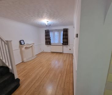 3 Bed Terraced House, Express Drive, IG3 - Photo 1