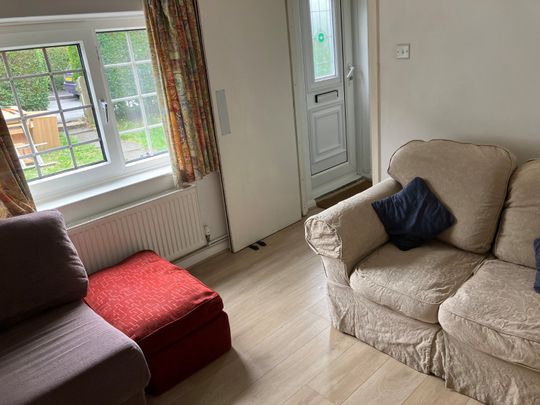 5 bedroom semi-detached house to rent - Photo 1