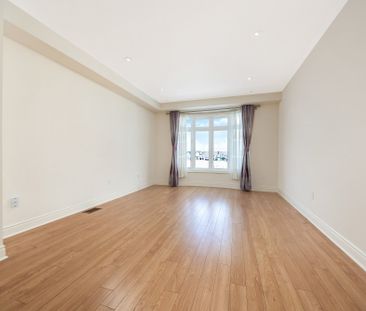 For Lease - 2419 Baronwood Drive, Oakville, Ontario - Photo 4