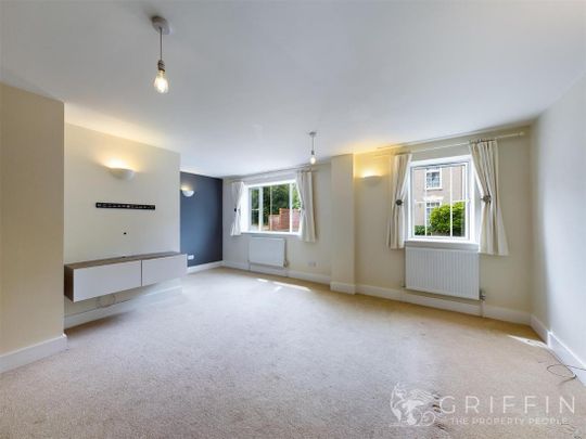 Lorne Road, Warley, Brentwood, CM14 - Photo 1