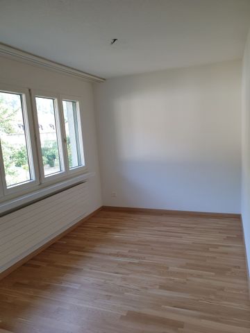 4.5-Zimmer voller Möglichkeiten: für Kinder, Homeoffice & gemeinsame Momente - Photo 2