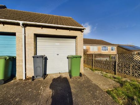 Colliers Wood, Nailsworth, Stroud, Gloucestershire, GL6 - Photo 5