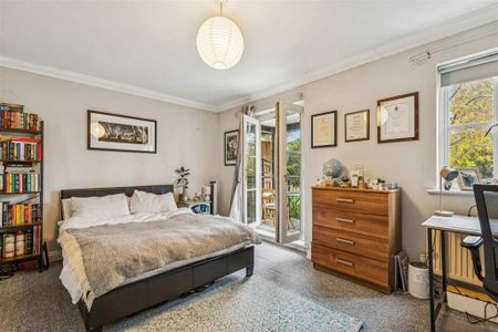 4 bedroom terraced house to rent - Photo 4