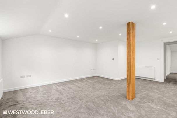 2 bedroom barn conversion to rent - Photo 1