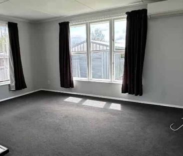 Big Backyard & Great Outdoor Space! - Photo 4