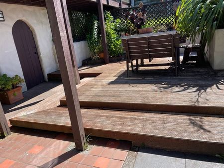 Warm Sunny 2 bedroom flat Karori - Photo 2