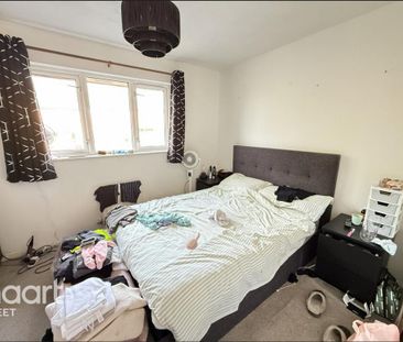 2 bedroom semi-detached house to rent - Photo 3