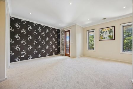 Spacious Family Living with Premium Comfort & Entertaining - Photo 4