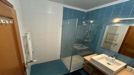 Room in a shared 1-bedroom apartment for rent in Cascais - Photo 5