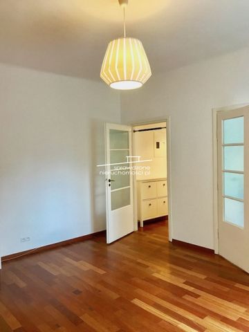 KLIMATYCZNE W KAMIENICY PRZY ŁAZIENKACH! UJAZDÓW - Фото 2