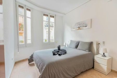 Calle Cura Femenía, Valencia, Valencian Community 46006 - Photo 4