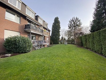 Kaarst, gemütliche 3-Zimmer-DG-Wohnung mit schönem Ausblick und Gartennutzung! MAX. 2Personen! - Photo 2