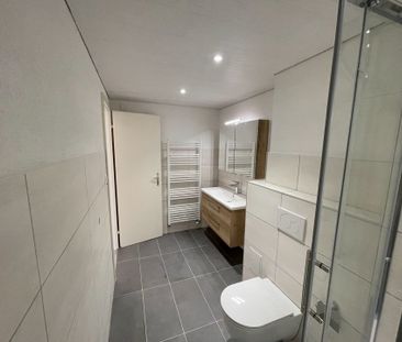 Appartement de 70m2 devant la gare avec balcon - Foto 2