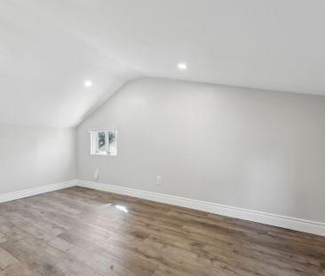 For Lease - 18 Beech Street, Ajax, Ontario - Photo 1