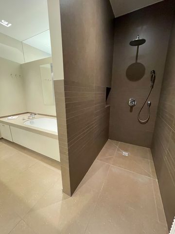 LUXE APPARTEMENT + zeer riant zongericht terras, dubbele garage & (wijn)kelder - Foto 5